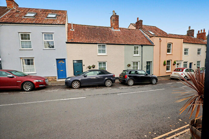 1 Bedroom Terraced House For Sale In Tor Street, Wells, BA5