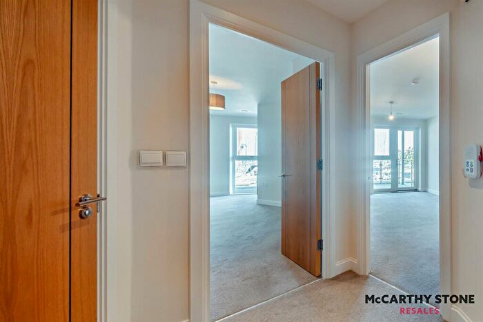 1 Bedroom Apartment For Sale In Viewpoint, Harbour Road, Gosport, PO12