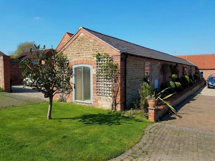 2 Bedroom Barn Conversion To Rent In Gonerby Grange, Belton, Grantham, NG32