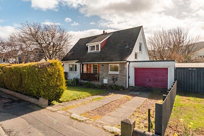 3 Bedroom Detached Villa For Sale In Bonaly Avenue, Edinburgh, EH13