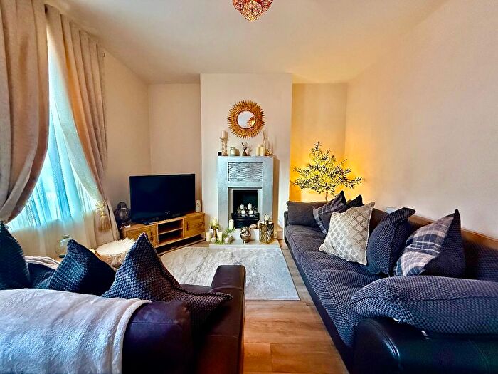 3 Bedroom Terraced House To Rent In Taplin Rd, Hillsborough, Sheffield, S6