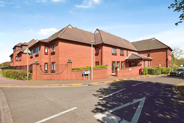 1 Bedroom Retirement Property For Sale In Albert Road, Buckhurst Hill, IG9