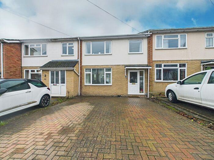 3 Bedroom Terraced House For Sale In The Greenway, Tylers Green, Buckinghamshire, HP10
