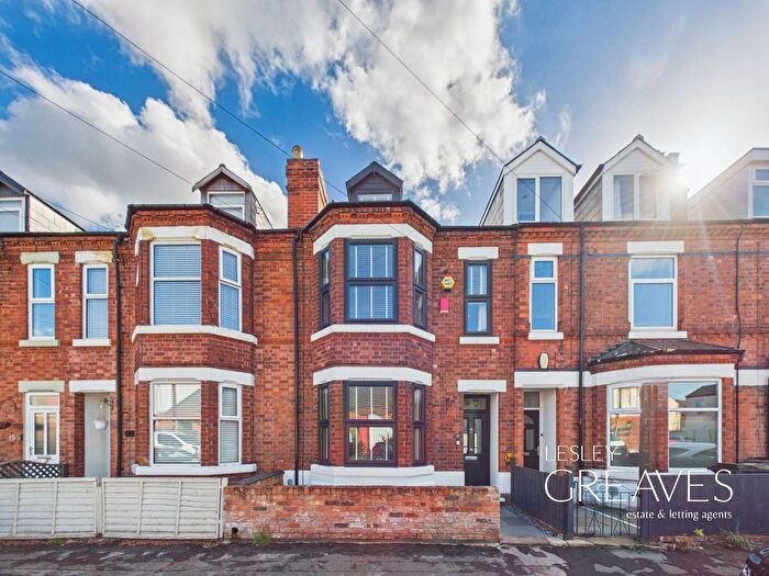 4 Bedroom Semi-detached House For Sale In Ashwell Street, Netherfield, Nottingham, NG4