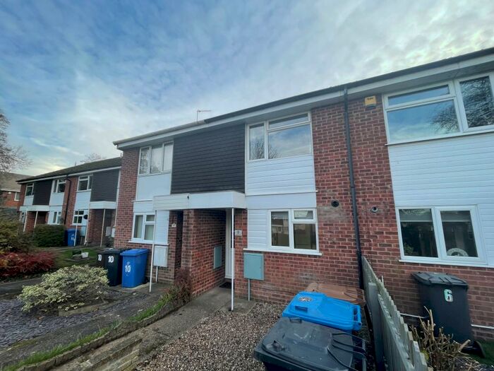 2 Bedroom Town House To Rent In Sedgefield Green, Mickleover, DE3