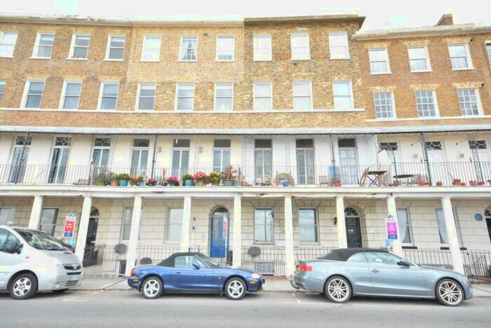 1 Bedroom Flat To Rent In Wellington Crescent, Ramsgate, CT11