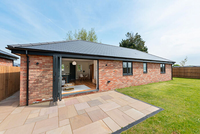 3 Bedroom Detached Bungalow For Sale In Stilebridge Lane, Maidstone, ME17