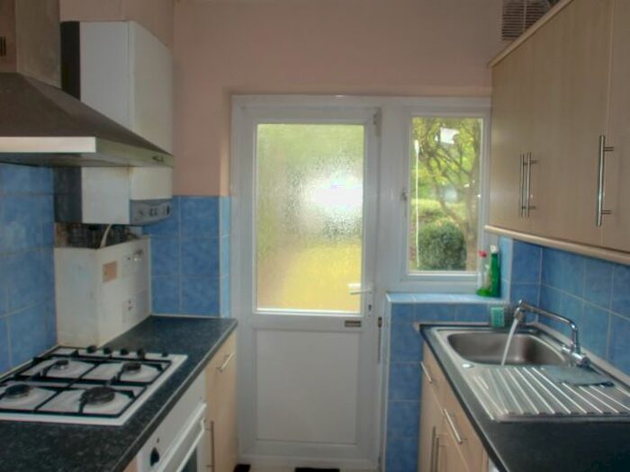 2 Bedroom Maisonette To Rent In Alexandra Avenue, Harrow, HA2