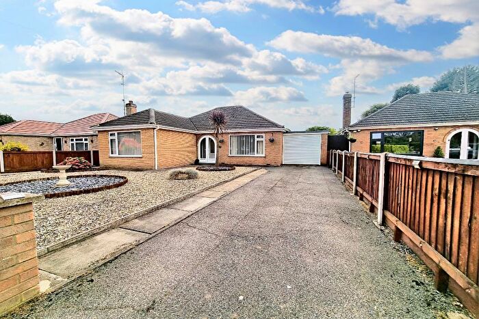 2 Bedroom Detached Bungalow For Sale In Sherwood Drive, Spalding, PE11