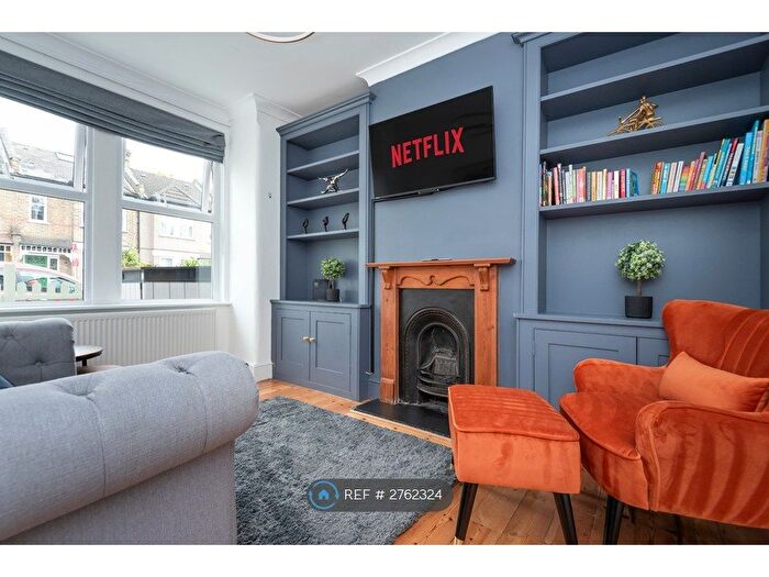 3 Bedroom Terraced House To Rent In Chestnut Road, London, SW20