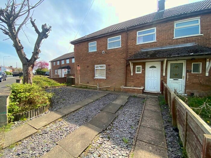 3 Bedroom Semi-Detached House To Rent In Angerstein Road, Scunthorpe, DN17