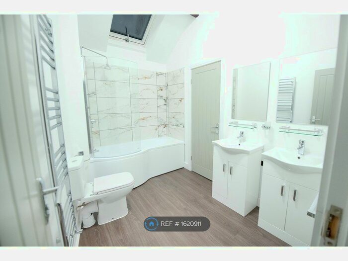 2 Bedroom Semi-Detached House To Rent In Ashley Road, Southport, PR9