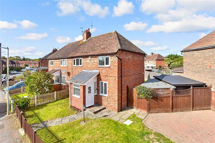 2 Bedroom Semi-Detached House For Sale In Tennyson Road, Ashford, Kent, TN23
