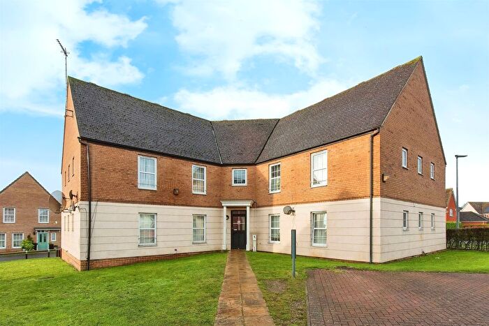 2 Bedroom Flat For Sale In Sycamore Covert, Thetford, IP24