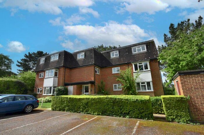 1 Bedroom Apartment To Rent In St Georges Road, Farnham, GU9