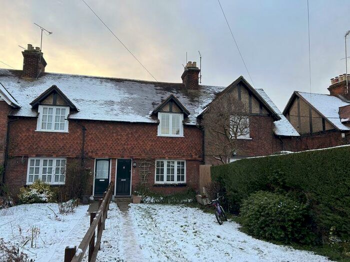 2 Bedroom Terraced House To Rent In Ferry Lane, Bourne End, SL8