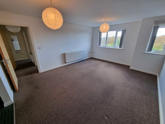 2 Bedroom Flat For Sale In Gladstone Mews, Warrington, WA2