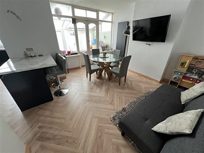 3 Bedroom Terraced House For Sale In Hilary Avenue, Drayton, Portsmouth, Hampshire, PO6