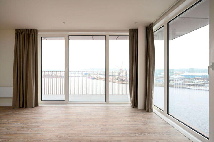3 Bedroom Apartment To Rent In The Kell, Gillingham, ME4