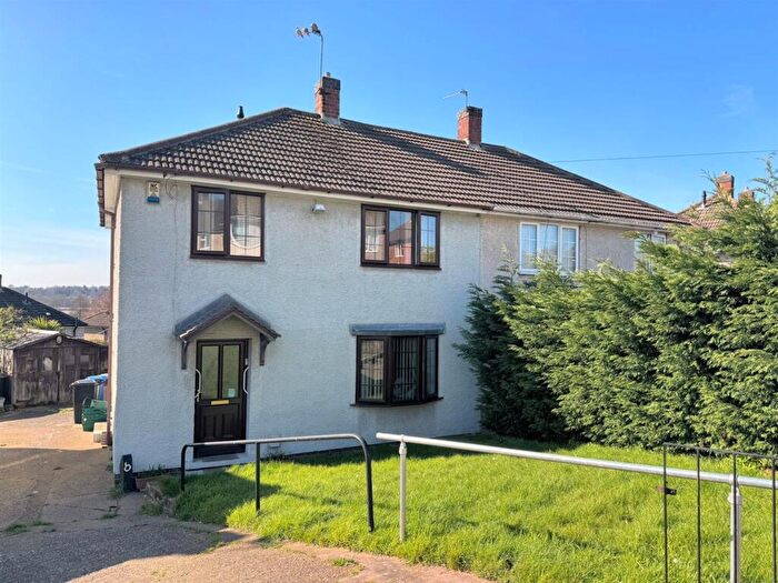 3 Bedroom Semi Detached House For Sale In Harrogate Crescent, Derby, DE21