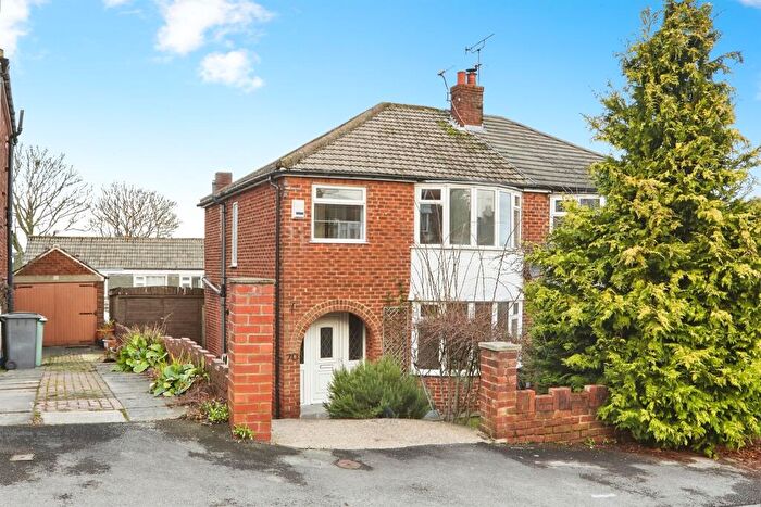 3 Bedroom Semi-Detached House For Sale In Fieldhead Road, Guiseley, Leeds, LS20