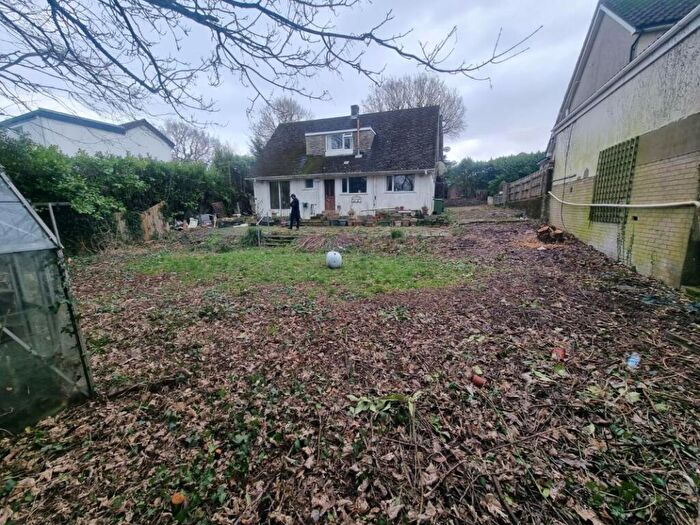3 Bedroom Detached House For Sale In B Hollybush Road, Cardiff, CF23