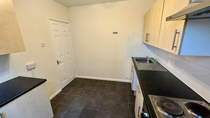 2 Bedroom Apartment To Rent In Broadway West, Leigh-on-Sea, SS9