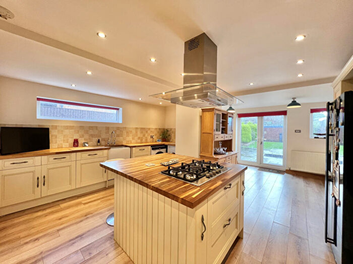 3 Bedroom Semi-Detached House For Sale In Chain Lane, Staining, FY3