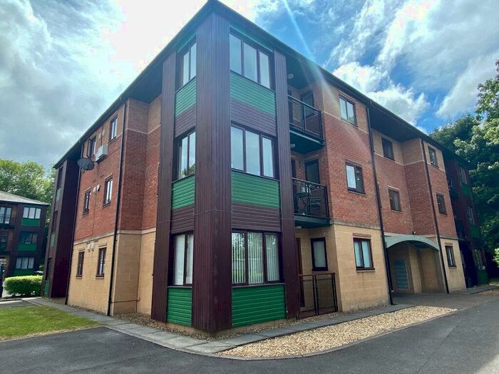 2 Bedroom Apartment To Rent In Williams Park, Benton, NE12