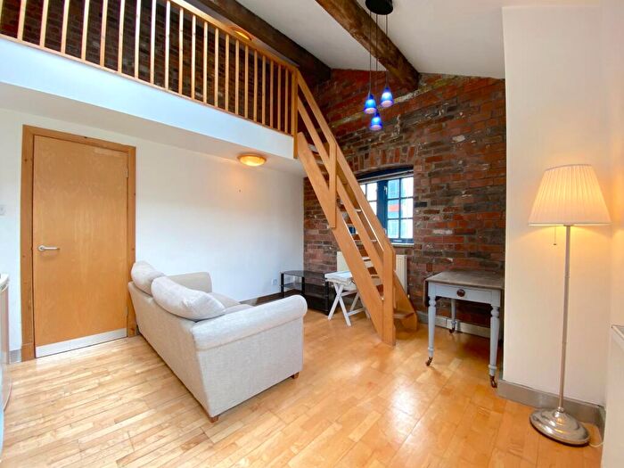 1 Bedroom Apartment For Sale In Simpsons Fold West, Dock Street, Leeds City Centre, LS10