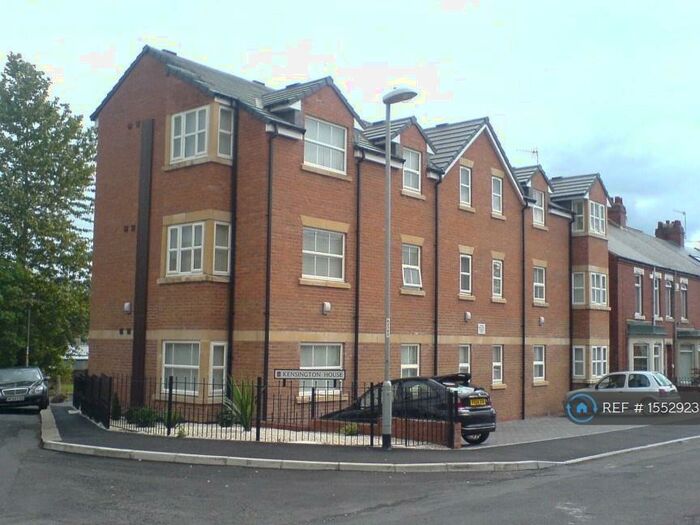 2 Bedroom Flat To Rent In Ravensworth Terrace, Gateshead, NE11