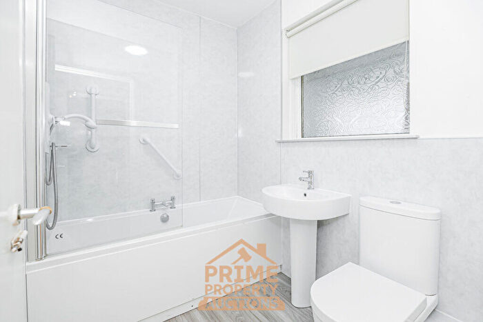 1 Bedroom Detached Bungalow For Sale In Farquhar Road, Aberdeen, AB11