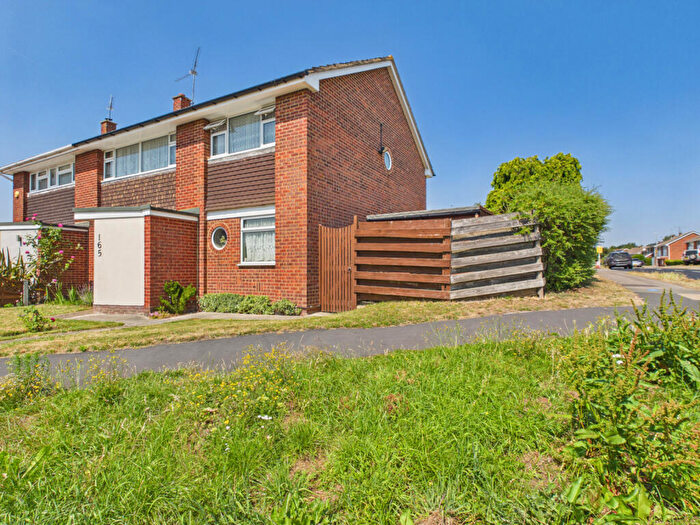 4 Bedroom Semi-Detached House For Sale In Woodley, RG5