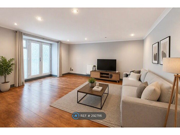 3 Bedroom Maisonette To Rent In Camden Road, Ramsgate, CT11