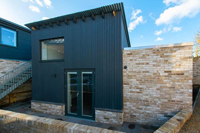 1 Bedroom Apartment To Rent In Chesterton Road, Cambridge, CB4