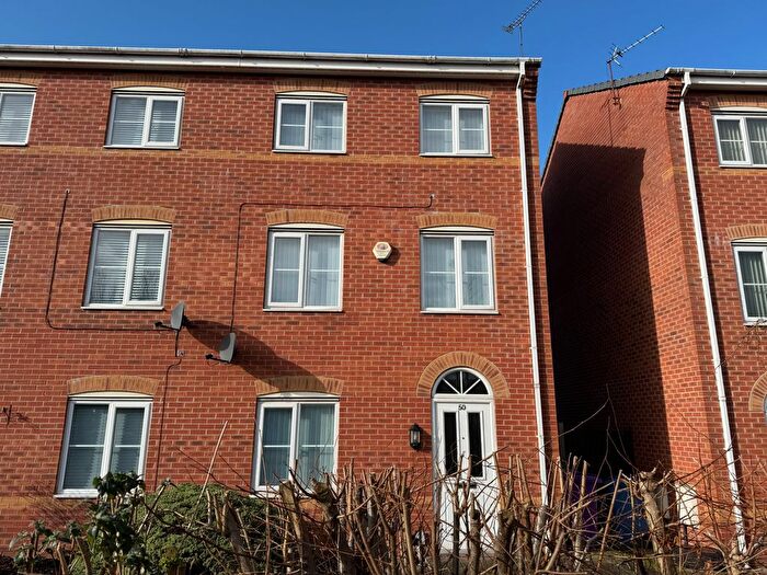 4 Bedroom Town House To Rent In Birchfield Road, Edge Hill, Liverpool, L7