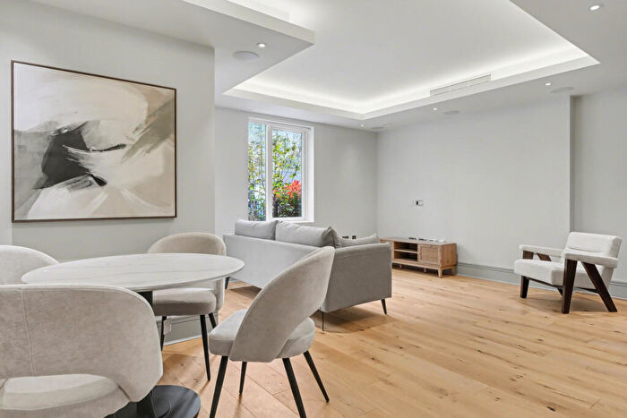 2 Bedroom Apartment To Rent In Cecil Grove, Primrose Hill, NW8