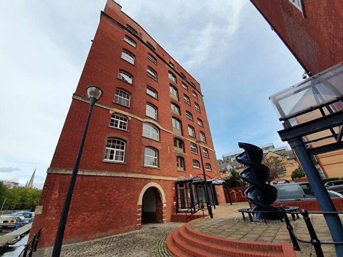 1 Bedroom Apartment To Rent In Buchanans Wharf North, Ferry Street, BS1