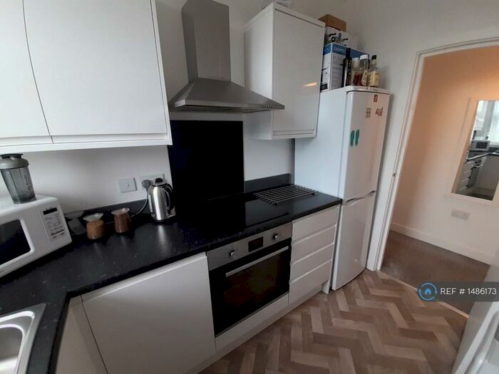 1 Bedroom Flat To Rent In Royalty View Apartments, Christchurch, BH23