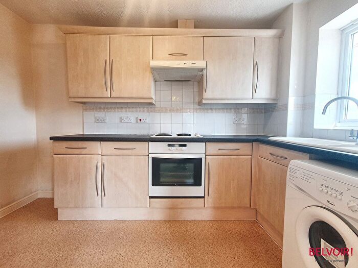 1 Bedroom Flat For Sale In Lloyd Close, Cheltenham, GL51