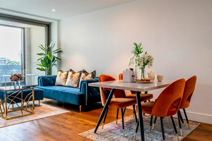 2 Bedroom Flat To Rent In Ryedale House, Piccadilly, York, YO1