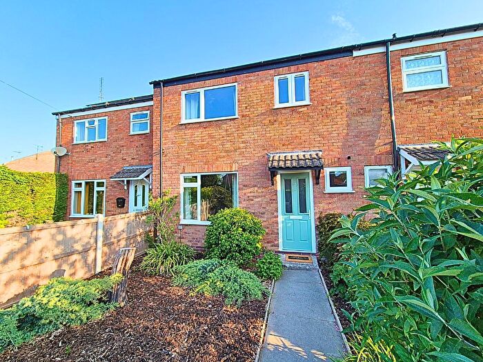 3 Bedroom Terraced House For Sale In Cheaton Close, Leominster, HR6
