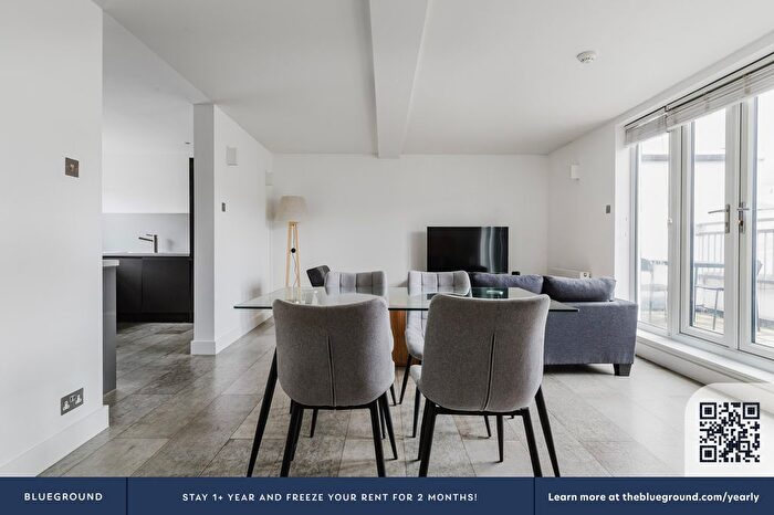 2 Bedroom Flat To Rent In Clerkenwell, London, EC1V