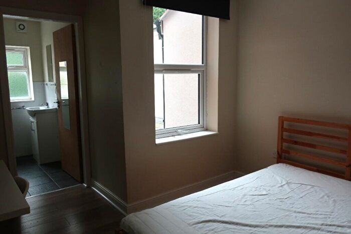 5 Bedroom Terraced House To Rent In Dawlish Road, Birmingham, B29