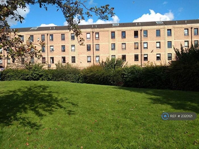 2 Bedroom Flat To Rent In Milnpark Gardens, Glasgow, G41