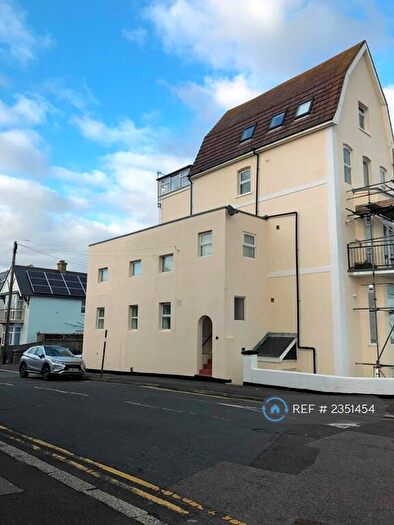 1 Bedroom Flat To Rent In West Parade, Hythe, CT21