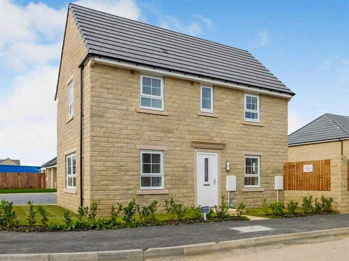 3 Bedroom Detached House To Rent In Billets Avenue, Bradford, BD2