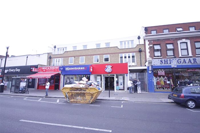 2 Bedroom Apartment To Rent In Green Street, Upton Park, London, E13