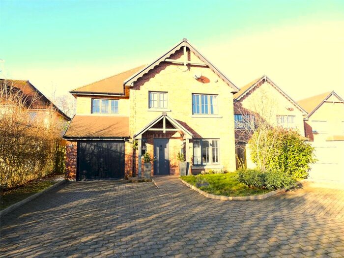 4 Bedroom Detached House To Rent In Farnham Road, Liss, Hampshire, GU33