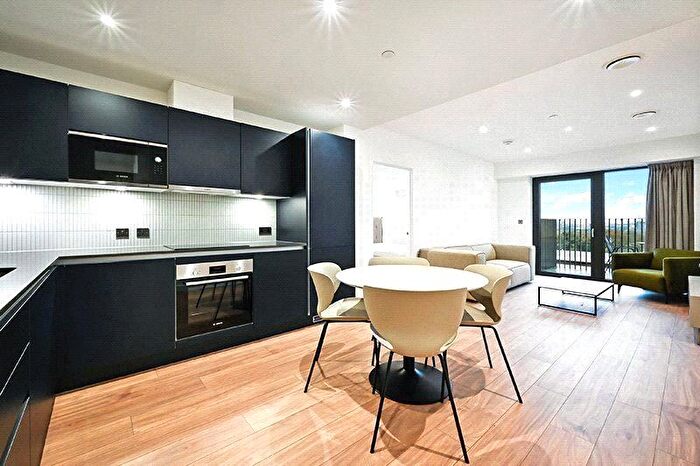 2 Bedroom Flat To Rent In Uncle Acton, Victoria Road, W3